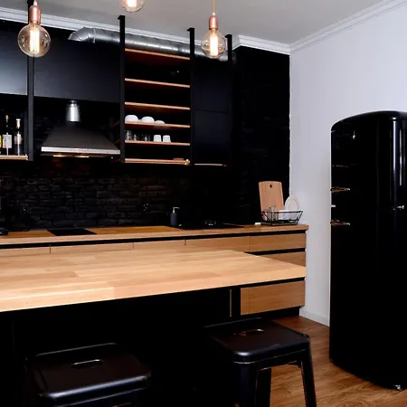 Industrial Chic Haven With Location Sofia